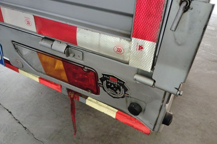 Used Wuling Rongguang New Truck 2021 1.8L Comfort Single-Row Double Rear Wheels LJ479Q6 Right Rear Taillight