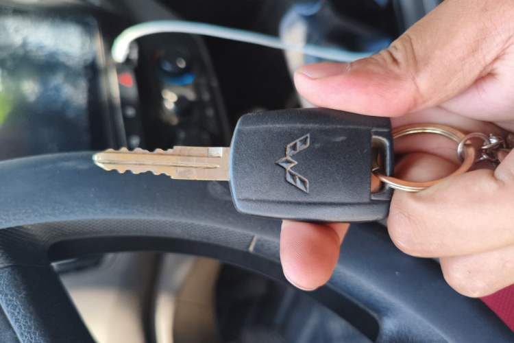 Used Wuling Rongguang New Truck 2021 1.8L Rural Version LV1 Extended Double-Cab LJ479Q6 Vehicle Key