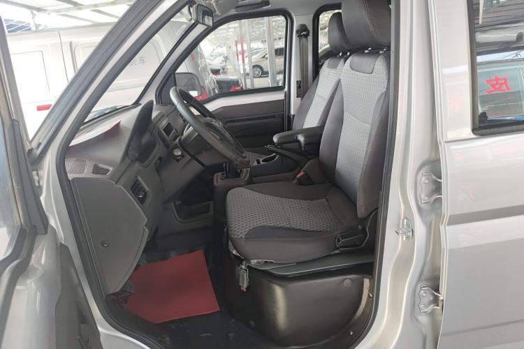 Used Wuling Rongguang New Truck 2022 1.5L Base Version Extended Double-Cab LAR Left Front Seat