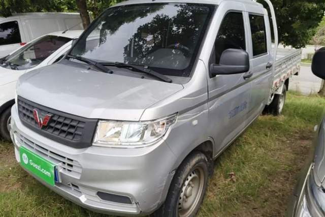 Ojetý Wuling Rongguang New Truck 2022 1.5L Standard Version Extended Double-Cab LAR
