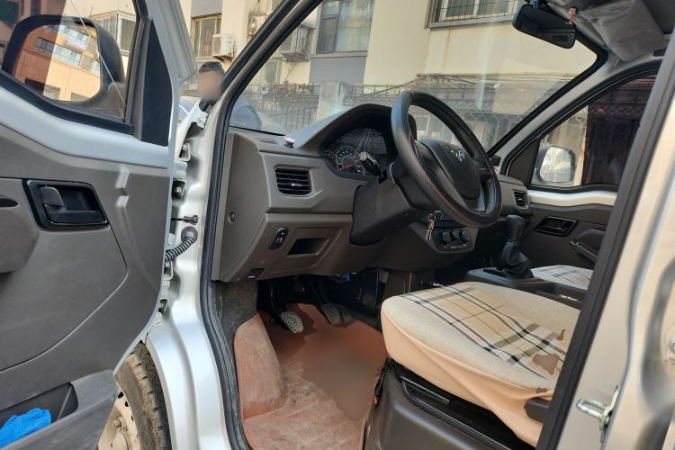 Used Wuling Rongguang New Truck 2023 1.5L Double-Cab Basic Version LAR Driver Seat