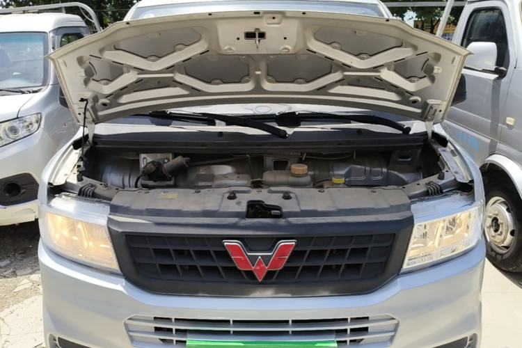 Used Wuling Rongguang New Truck 2023 1.5L Single-Row Extended Version Standard LAR Engine Bay