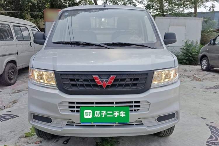 Used Wuling Rongguang New Truck 2023 1.5L Single-Row Base Version LAR Exterior 1