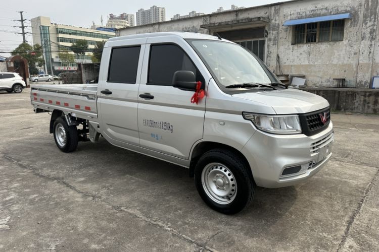 Used Wuling Rongguang New Truck 2023 1.5L Double-Cab Basic Version LAR Exterior 6