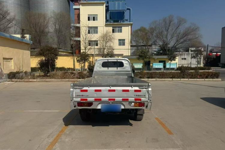 Used Wuling Rongguang New Truck 2023 1.5L Single-Row Base Version LAR Exterior 8