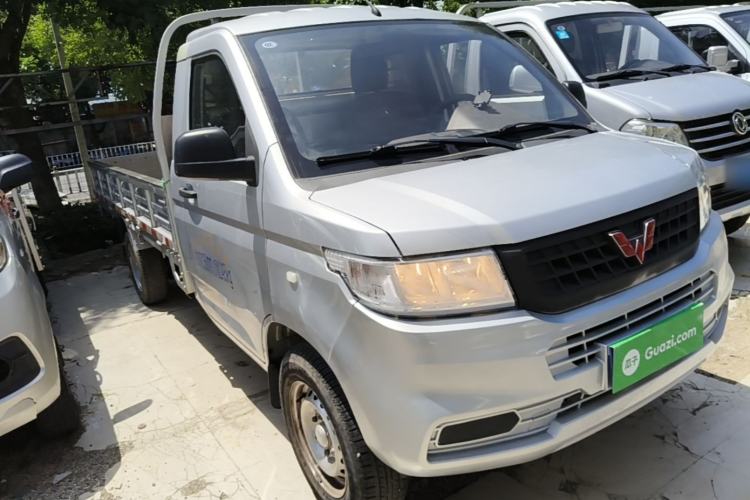 Used Wuling Rongguang New Truck 2023 1.5L Single-Row Extended Version Standard LAR Front Right 45 Deg