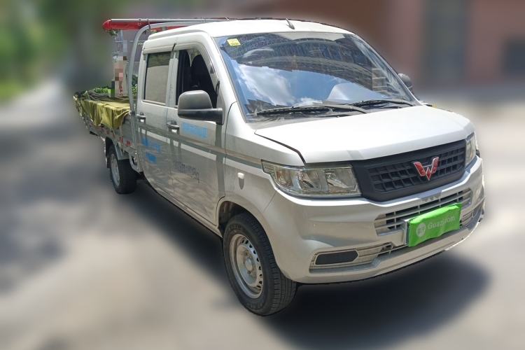 Used Wuling Rongguang New Truck 2023 2.0L Double-Cab Extended-Size Base Version LJM20B Front Right 45 Deg