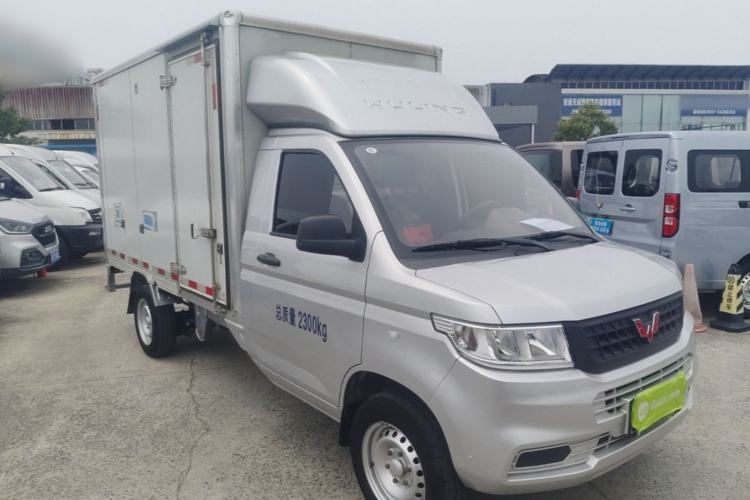 Used Wuling Rongguang New Truck 2023 1.5L Single-Row Extended Version Base Model LAR Front Right 45 Deg