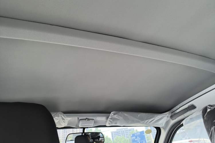 Used Wuling Rongguang New Truck 2023 1.5L Double-Cab Basic Version LAR Headliner