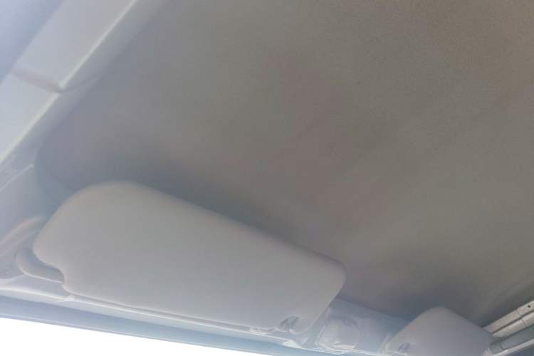 Used Wuling Rongguang New Truck 2023 1.5L Single-Row Extended Version Base Model LAR Headliner