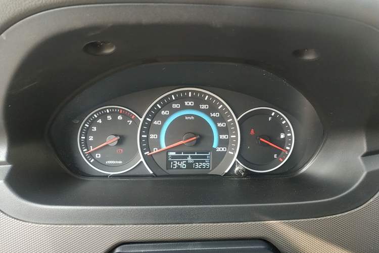 Used Wuling Rongguang New Truck 2023 1.5L Double-Cab Basic Version LAR Instrument Cluster