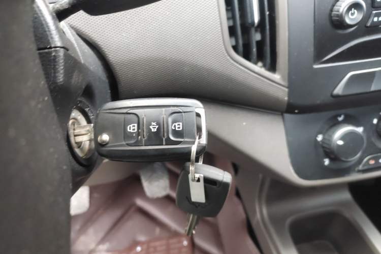 Used Wuling Rongguang New Truck 2023 1.5L Single-Row Base Version LAR Interior 1
