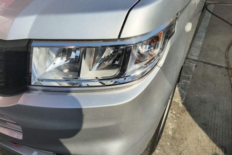 Used Wuling Rongguang New Truck 2023 1.5L Double-Cab Extended-Size Standard Version LAR Left Front Headlight