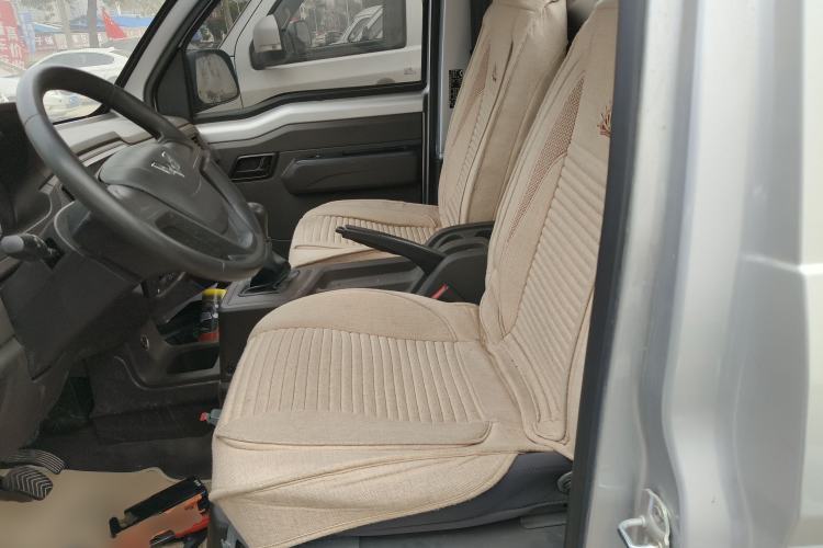 Used Wuling Rongguang New Truck 2023 1.5L Single-Row Extended Version Standard LAR Left Rear Seat