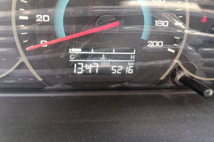 Used Wuling Rongguang New Truck 2023 2.0L Double-Cab Extended-Size Base Version LJM20B Odometer Close Up