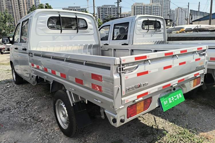 Used Wuling Rongguang New Truck 2023 1.5L Double-Cab Basic Version LAR Rear Left 45 Deg