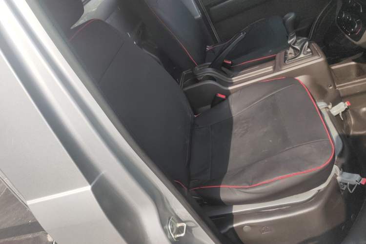 Used Wuling Rongguang New Truck 2023 1.5L Single-Row Base Version LAR Right Front Seat