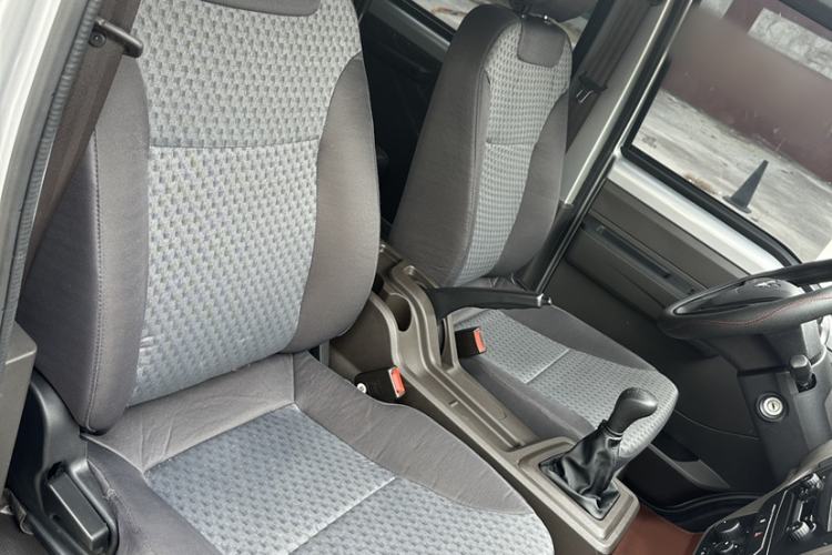Used Wuling Rongguang New Truck 2023 1.5L Double-Cab Basic Version LAR Right Front Seat