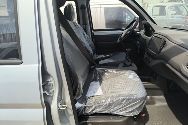 Used Wuling Rongguang New Truck 2023 1.5L Double-Cab Basic Version LAR Right Front Seat