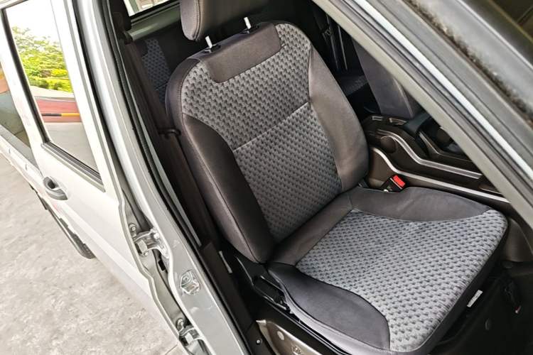Used Wuling Rongguang New Truck 2023 1.5L Double-Cab Basic Version LAR Right Front Seat