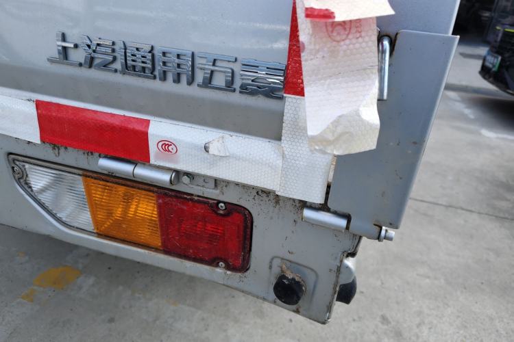 Used Wuling Rongguang New Truck 2023 1.5L Single-Row Base Version LAR Right Rear Taillight