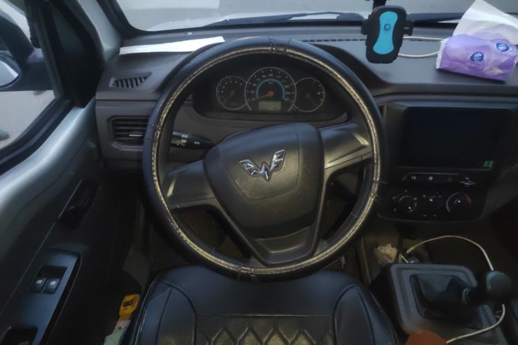 Used Wuling Rongguang New Truck 2023 1.5L Double-Cab Extended Version Base Model LAR Steering Wheel