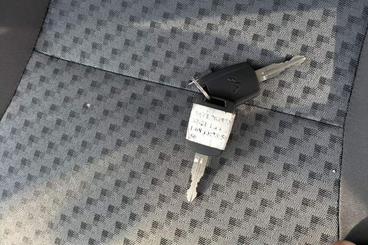 Used Wuling Rongguang New Truck 2023 1.5L Double-Cab Basic Version LAR Vehicle Key