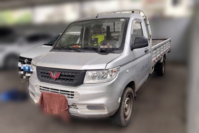 Used Wuling Rongguang New Truck 2023 2.0L Single-Row Extended Version Base Model LJM20B
