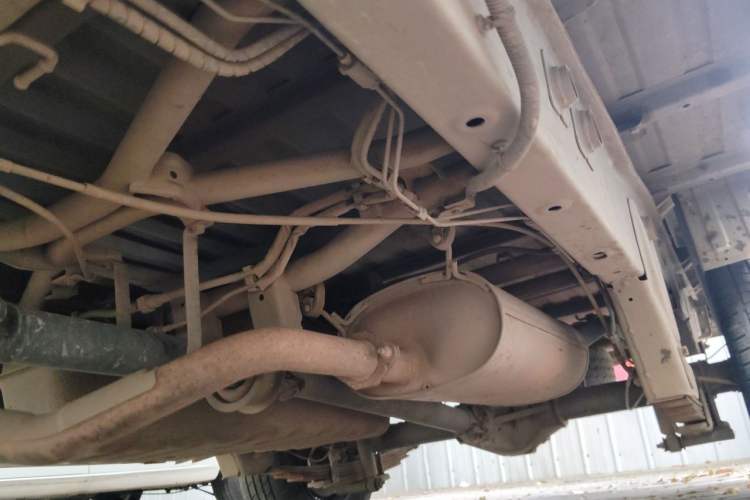 Used Wuling Rongguang New Truck 2023 2.0L Single-Row Extended Version Base Model LJM20B Chassis Rear Left