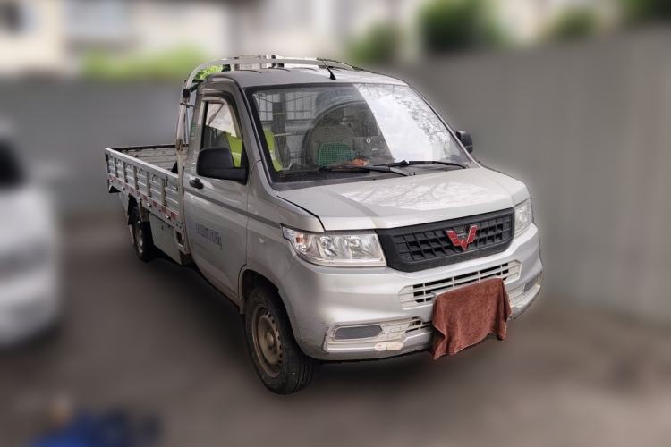 Used Wuling Rongguang New Truck 2023 2.0L Single-Row Extended Version Base Model LJM20B Front Right 45 Deg
