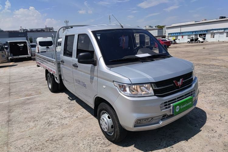 Used Wuling Rongguang New Truck 2024 2.0L Extra-Long Double-Cab Version with Dual Rear Wheels – Comfort Edition Front Right 45 Deg