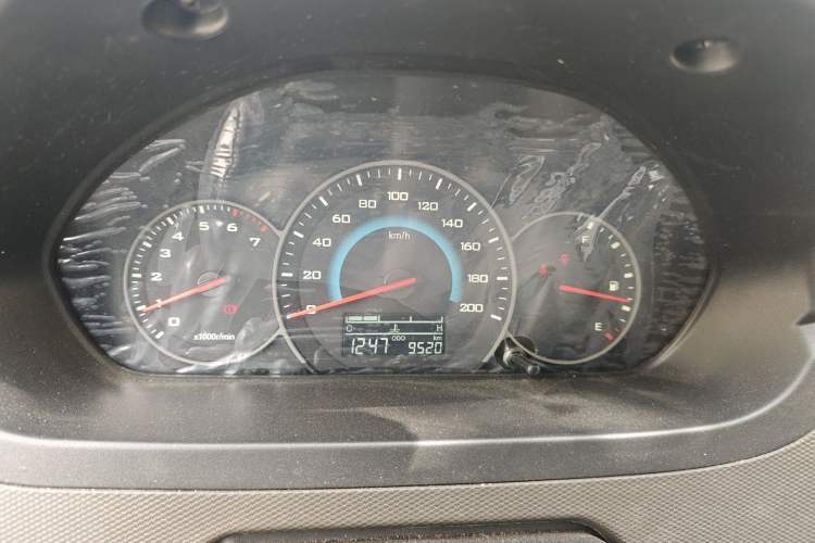Used Wuling Rongguang New Truck 2024 2.0L Double-Cab Extra-Long Version with Dual Rear Wheels – Base Model Instrument Cluster