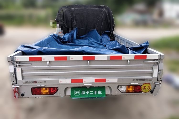 Used Wuling Rongguang New Truck 2024 2.0L Extra-Long Double-Cab Version with Dual Rear Wheels – Comfort Edition Trunk