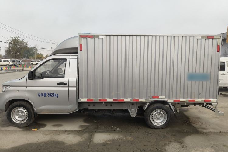 Used Wuling Rongguang New Truck EV 2023 Container Truck Single Row Single Layer Side-Opening Door Exterior 3