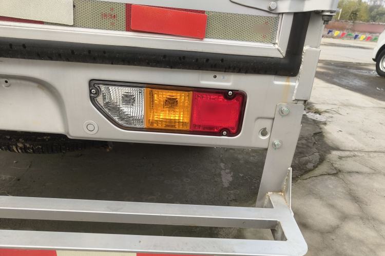 Used Wuling Rongguang New Truck EV 2023 Container Truck Single Row Single Layer Side-Opening Door Exterior 6