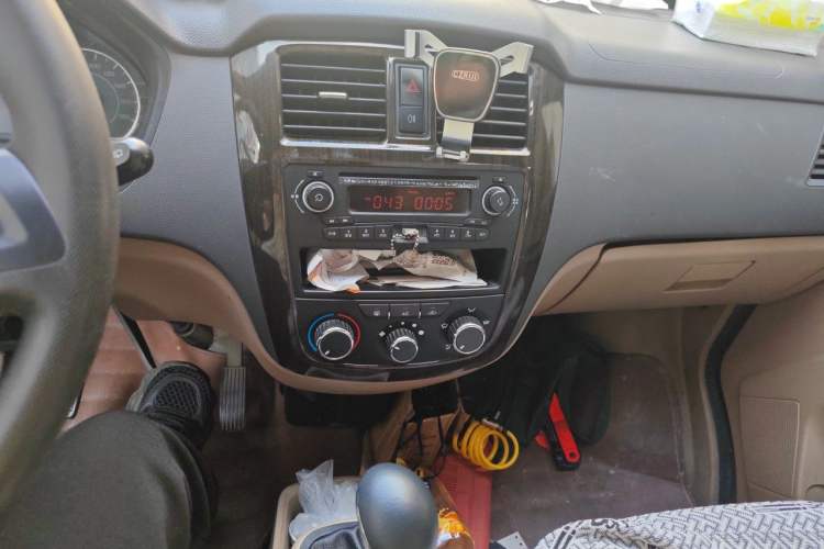 Used Wuling Rongguang S  Audio And AC Panel