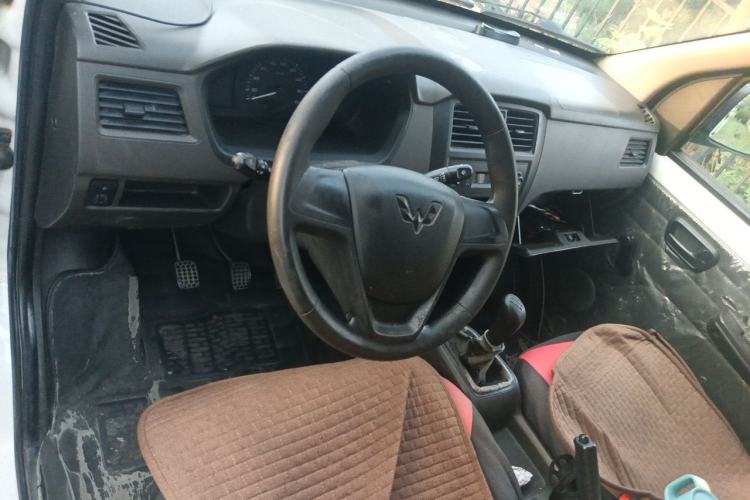 Used Wuling Rongguang S  Center Console