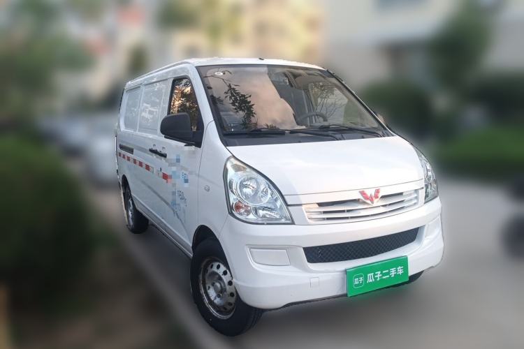 Used Wuling Rongguang S  Front Right 45 Deg