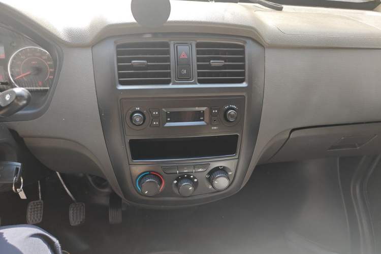 Used Wuling Rongguang S 2021 1.2L Base Model 5-Seater LSI Audio And AC Panel