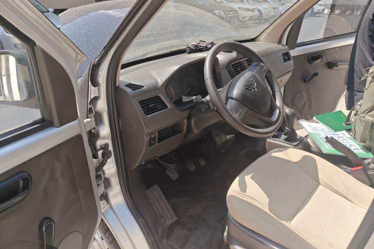 Used Wuling Rongguang S 2021 1.2L Base Model 5-Seater LSI Driver Seat