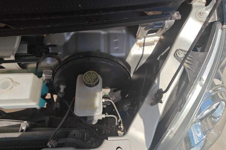 Used Wuling Rongguang S 2021 1.2L Base Model 5-Seater LSI Engine Bay Left
