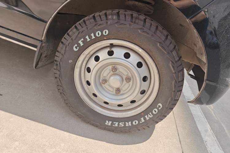Used Wuling Rongguang S 2021 1.2L Base Model 5-Seater LSI Right Front Wheel Hub