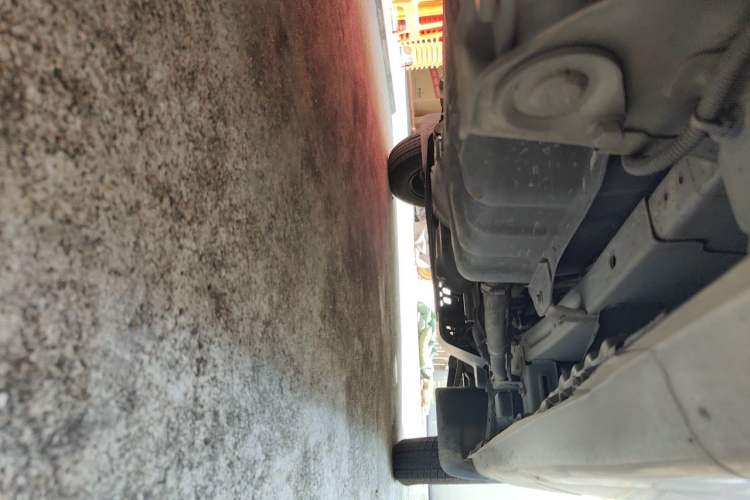 Used Wuling Rongguang S 2021 1.2L Standard Model Window-Sealed Car with Air Conditioning 5 Seats LSI Chassis Rear Right