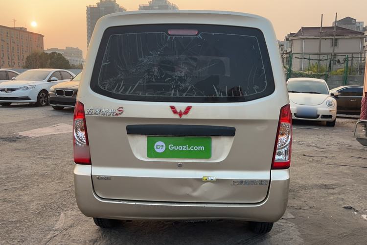 Used Wuling Rongguang S 2021 1.2L Base Model 7-Seater LSI Exterior 4