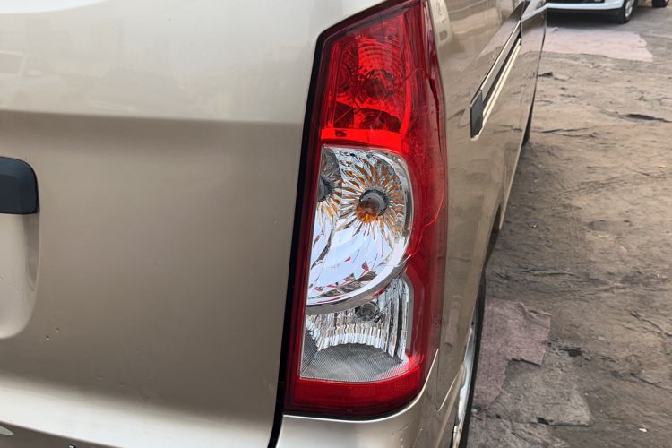 Used Wuling Rongguang S 2021 1.2L Base Model 7-Seater LSI Exterior 6
