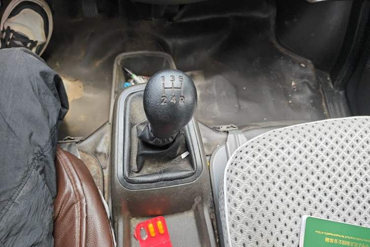 Used Wuling Rongguang S 2021 1.2L Standard Edition Air-Conditioned 5-Seater LSI Gear Lever