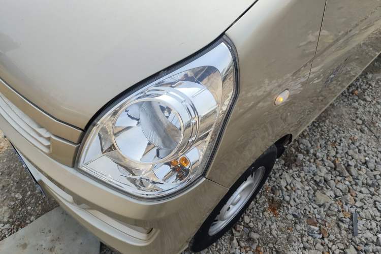 Used Wuling Rongguang S 2021 1.2L Base Model 7-Seater LSI Left Front Headlight