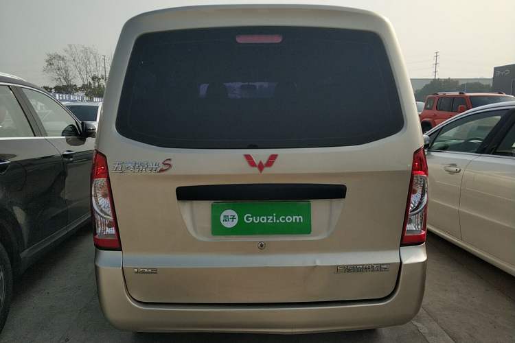 Used Wuling Rongguang S 2021 1.2L Base Model 7-Seater LSI Rear
