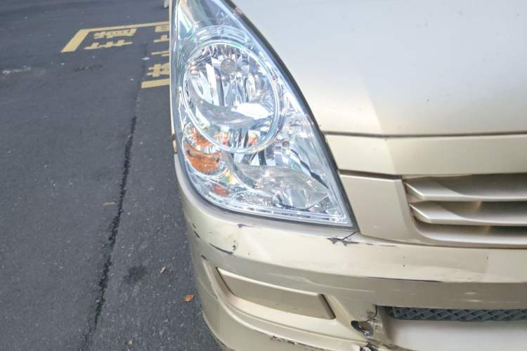 Used Wuling Rongguang S 2021 1.2L Base Model 7-Seater LSI Right Front Headlight