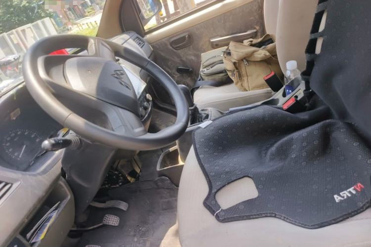 Used Wuling Rongguang S 2021 1.2L Base Model 7-Seater LSI Left Front Seat